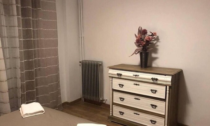 Soria Apartment | 3-bedroom apartment in charming Soria with WiFi