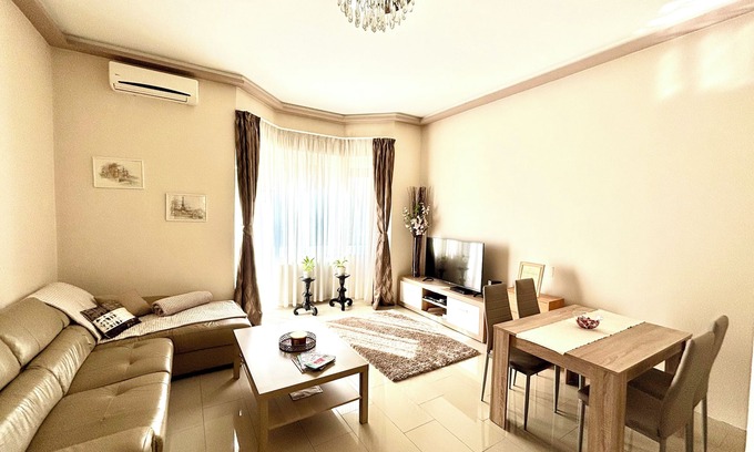 Ujlipotvaros Apartment | 3-bedroom apartment with WiFi, AC in amazing Budapest with panoramic river view