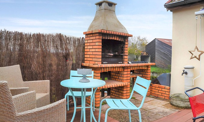 Autun Apartment | 3 bedroom awesome apartment in Autun