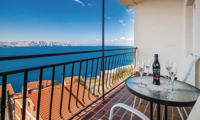 Vratarusa Apartment | 3 bedroom awesome apartment in Senj