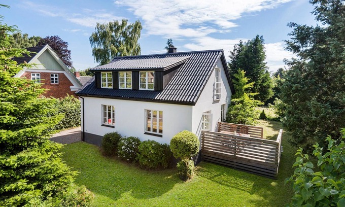 Fjenneslev House | 3 bedroom awesome home in Fjenneslev