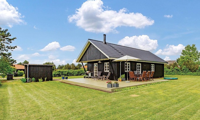 Frolunde House | 3 bedroom awesome home in Slagelse