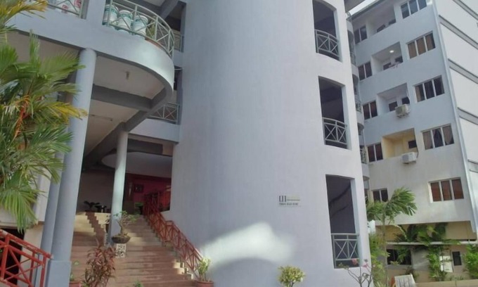 Kuala Teriang Apartment | 3 Bedroom Beachfront Apartment