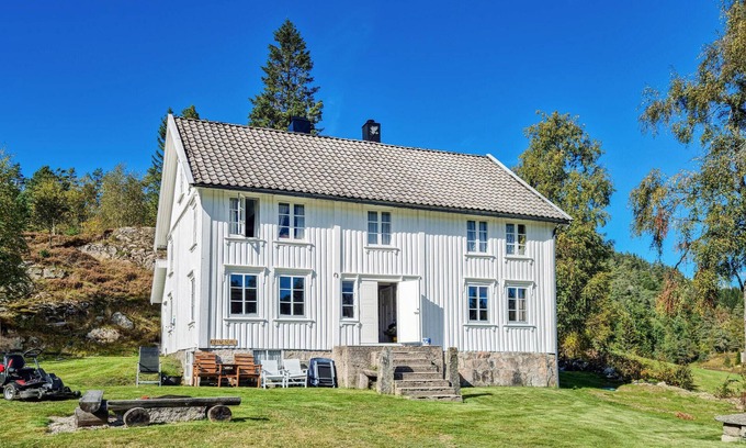 Marnardal House | 3 bedroom beautiful home in Bjelland