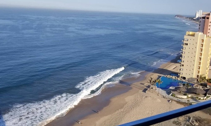 Marina Mazatlan Condo | 3 BEDROOM CONDO ON THE BEACH