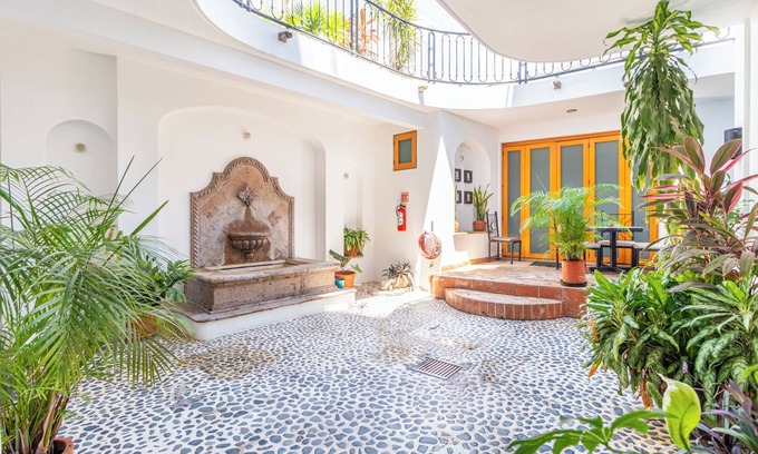 Lazaro Cardenas Condo | 3-bedroom condo in brilliant Puerto Vallarta with WiFi, AC