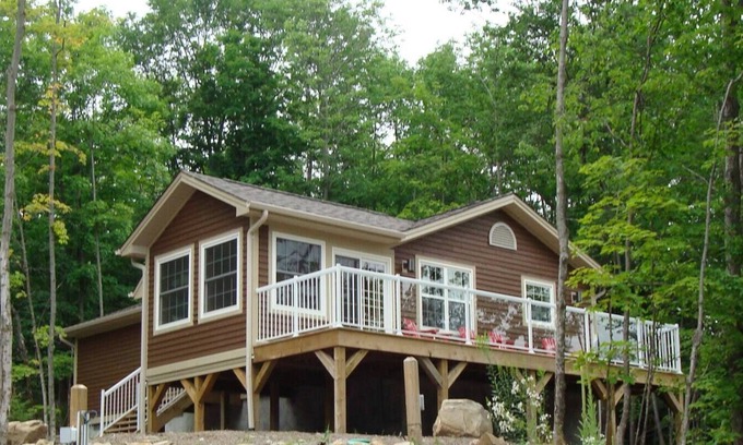 Lake of Bays Cabin | 3 Bedroom Cottage on Lake of Bays