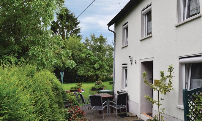 Trierweiler Apartment | 3 bedroom cozy apartment in Trierweiler