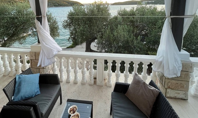 Slano Apartment | 3 bedroom cozy apartment in Slano