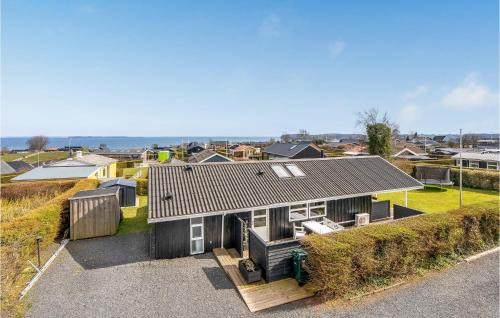 Hejlsminde Strand House | 3 Bedroom Cozy Home In Hejls