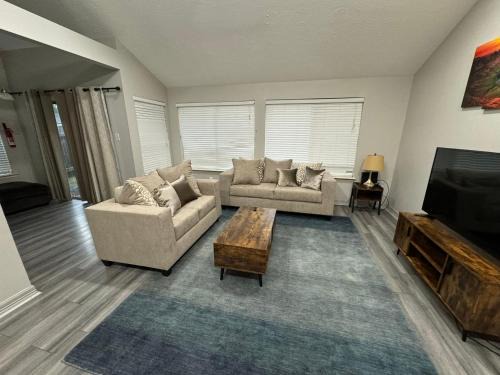 Katy House | 3 Bedroom Entire Home - Centrally located in Katy, Texas