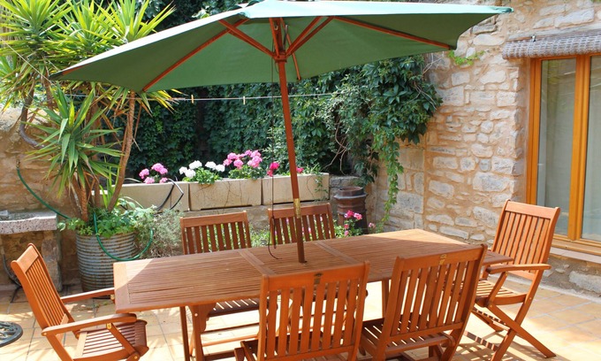 Cesseras House | 3 bedroom family house in old quarter of CESSERAS in the Minervois