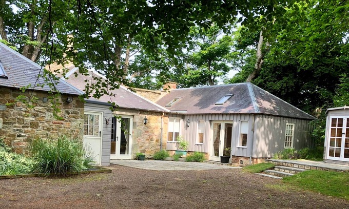 Aberlady Cottage | 3 bedroom Historic Cottage With View Over Aberlady Bay