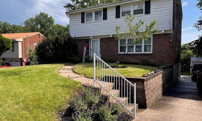 Penn Hills House | 3-bedroom home 6 miles from Oakmont Country club. Next door to Public Course