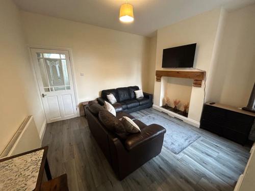Crewe House | 3 Bedroom Home From Home, Crewe