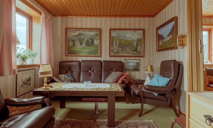 Eidi House | 3-Bedroom Home in Eiði