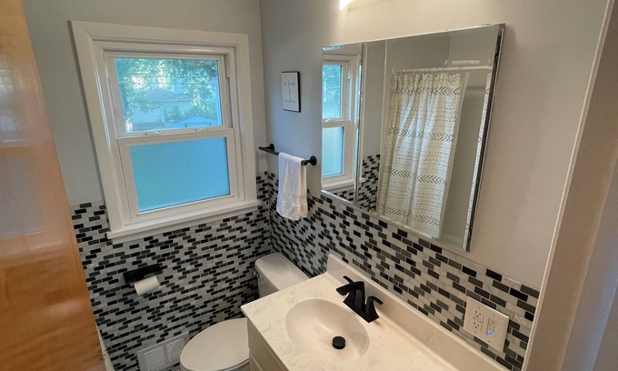West Irondequoit House | 3 Bedroom home near water.