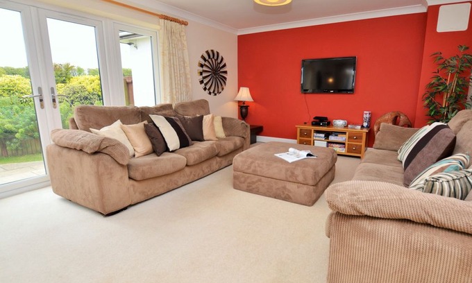 Thornicombe House | 3 bedroom House in Blandford Forum - NFARB