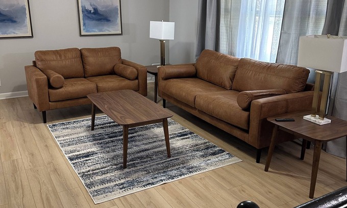 Omaha House | 3-bedroom house in awesome Omaha with WiFi, AC by Westroads Mall