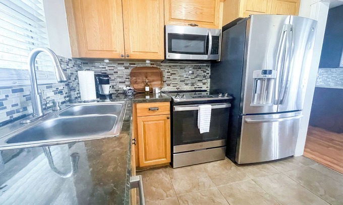 South Bradenton House | 3-bedroom house in brilliant Bradenton with AC, WiFi