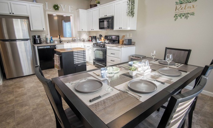 Yuba City House | 3-bedroom house in delightful Yuba City with WiFi, AC