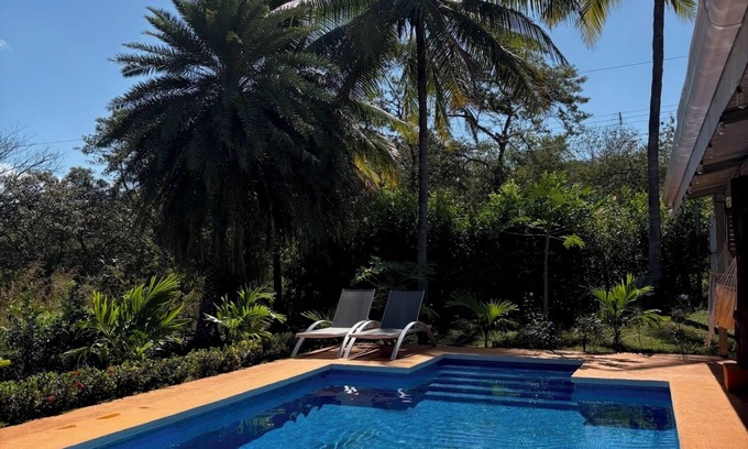 Paraiso House | 3-bedroom house in peaceful Paraíso with WiFi, AC
