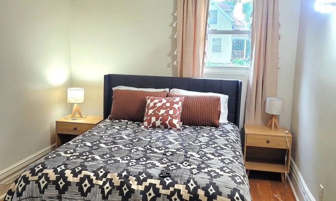 Estherville House | 3-bedroom house in marvelous Estherville with AC, WiFi. Enjoy your stay