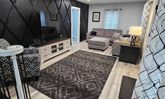 Fairmount House | 3-bedroom house in welcoming Syracuse with WiFi, AC. Start your getaway now