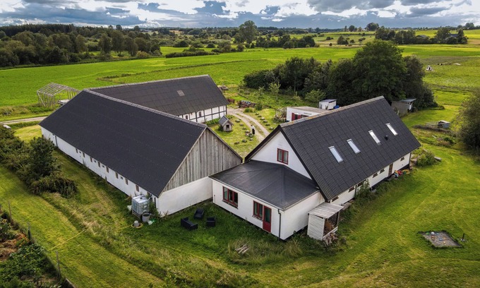 Ringsted Other | 3-bedroom house on a farm with animals