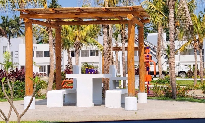 Acapulco de Juarez Municipality House | 3 bedroom house with pool