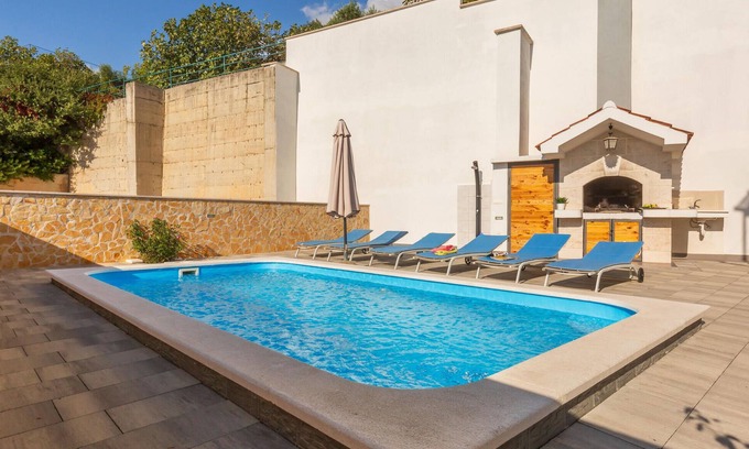 Krvavica House | 3 bedroom lovely home in Makarska