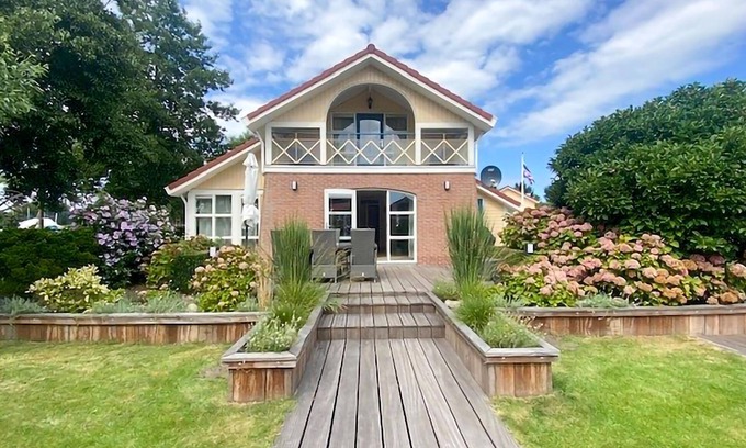 Workum House | 3 bedroom lovely home in Workum