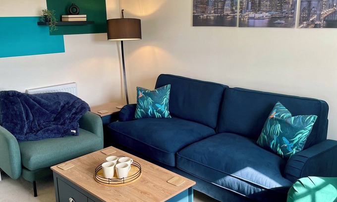 Market Harborough House | 3-Bedroom Luxury Stay With FREE Parking
