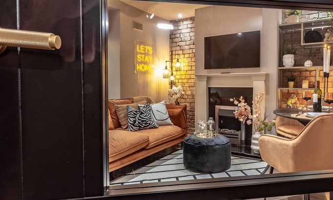 Waterford House | 3 Bedroom Luxury House 5 minute walk into Waterford City Centre