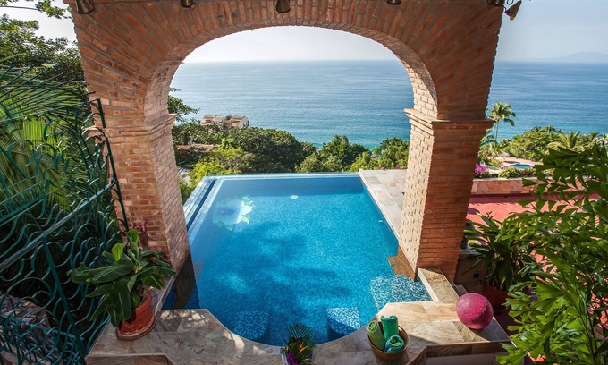 Conchas Chinas Villa | 3 Bedroom Luxury Villa, 180 degree Ocean View, Private Heated Pool