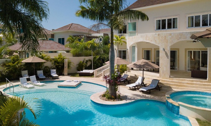 Los Brazos Villa | 3 bedroom Luxury villa