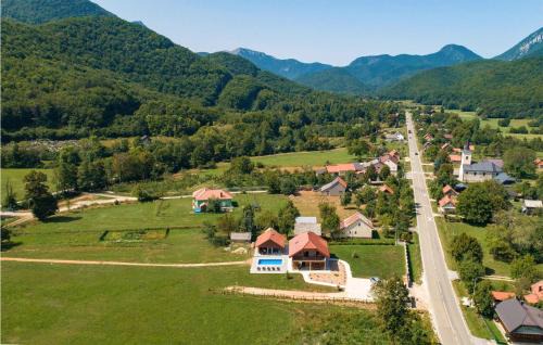 Brusane House | 3 Bedroom Nice Home In Brusane