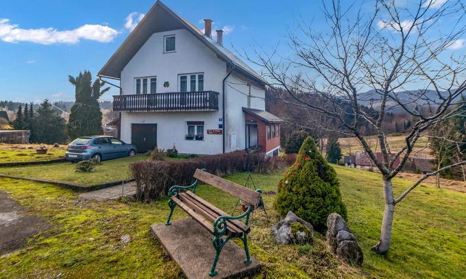 Crni Lug House | 3 bedroom nice home in Crni Lug