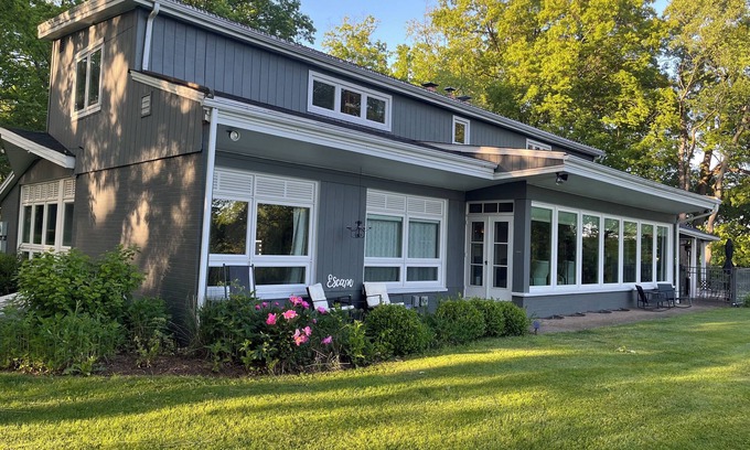 Craigsville House | 3-bedroom. Park-like private setting. Pool. 40 min from Oakmont, PA US Opener.