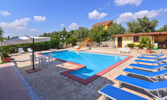 Solarino House | 3 bedroom pet friendly home in Solarino