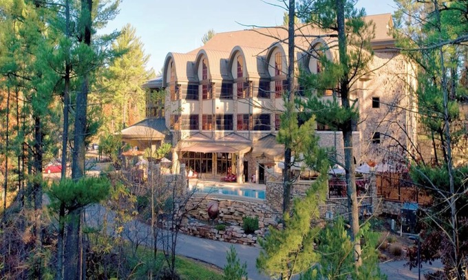 Lake Delton Condo | 3 Bedroom Presidential Condo in Wisconsin Dells, at Sundara Cottages Resort!