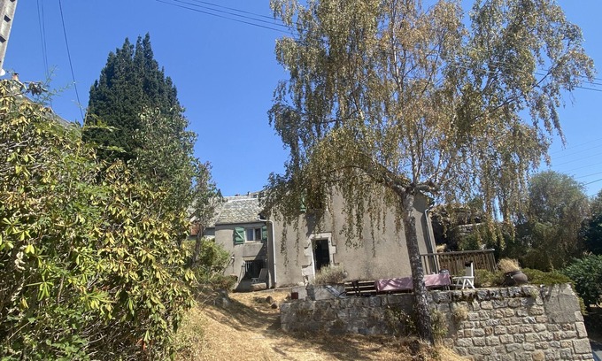 Saint-Urcize House | 3 Bedroom Private vacation home in Saint-Urcize