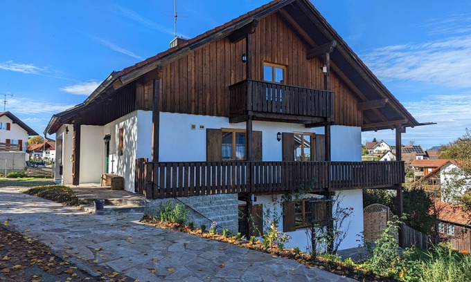 Leeder House | 3 bedroom private vacation home in denklingen