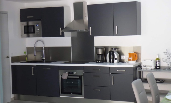 Villemer House | 3 Bedroom Private vacation home in Villemer