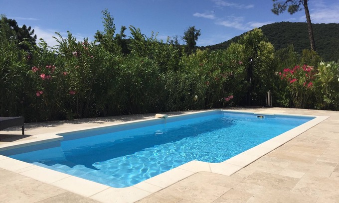 La Mole Villa | 3 Bedroom Provençal House, 15 mins from St Tropez, Private pool, Sleeps 6
