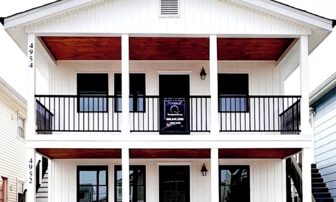 South End Condo | 3-bedroom Renovated Home in Ocean City, NJ just 2.5 blocks from the beach!