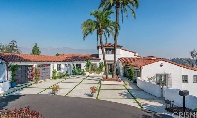 North Arroyo Apartment | 3 Bedroom Single family 209488 by Houzlet