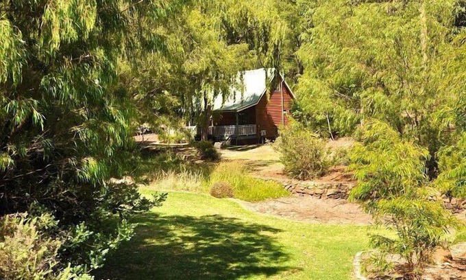 Margaret River Ski Chalet | 3 Bedroom Sleeps up to 6 guests, features 3 bedrooms and a large living/dining plus veranda