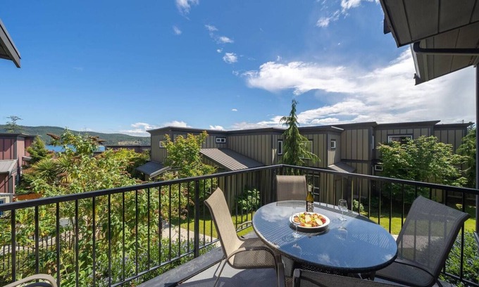 Sooke House | 3 Bedroom Sooke Townhome