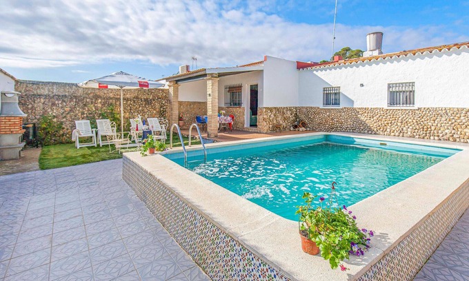 Penaflor House | 3 bedroom stunning home in Peñaflor